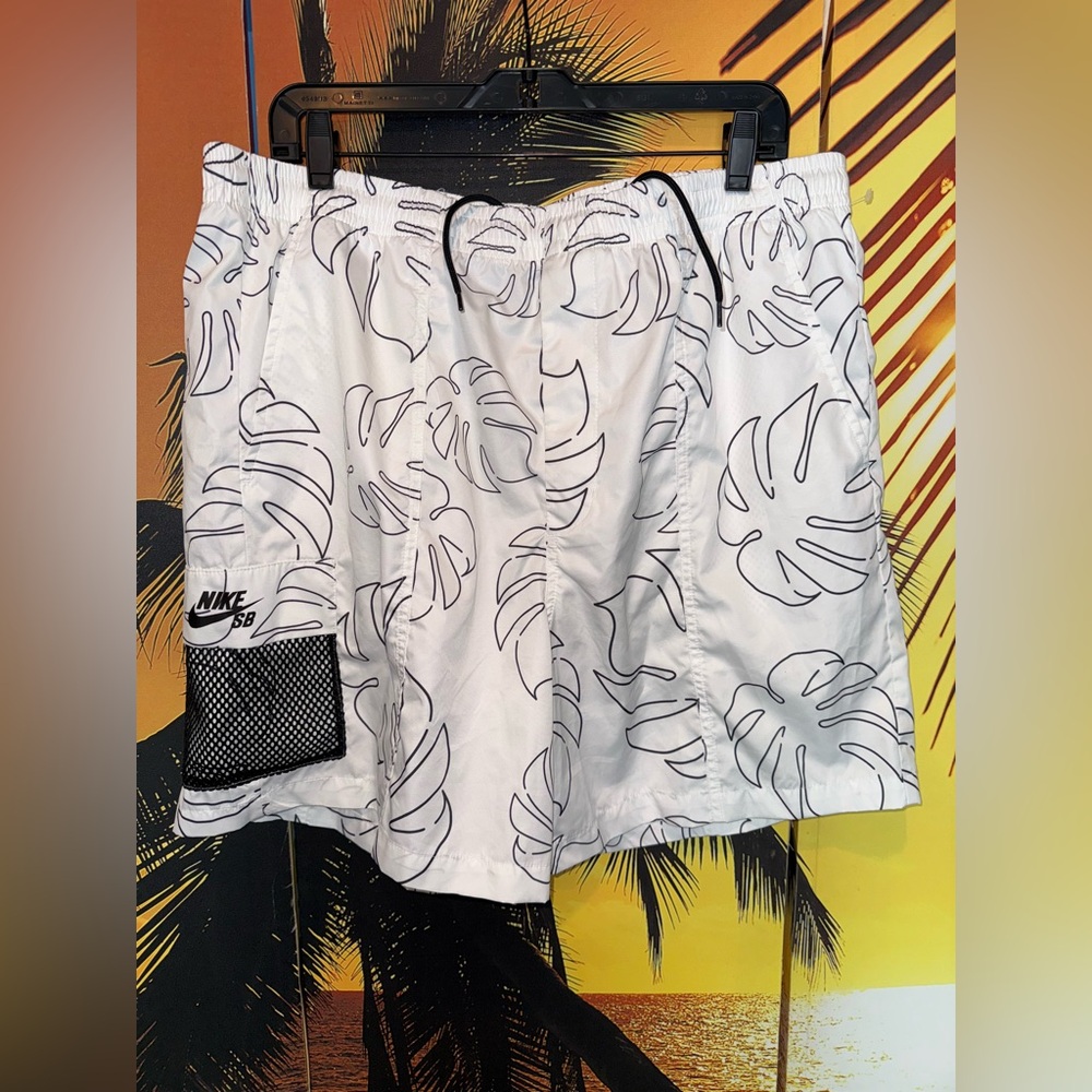 Nike SB White Athletic Shorts with Graphic Design